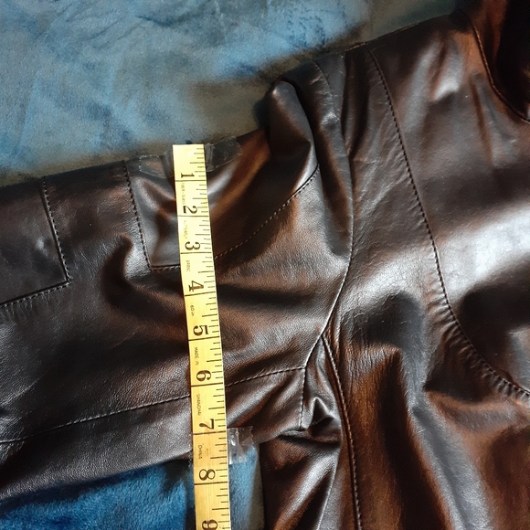 Danier Leather #36 - Picture 14 of 16